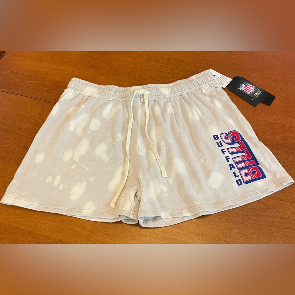 Junk Food Clothing Buffalo Bills NFL women’s shorts the dye size XL NWT